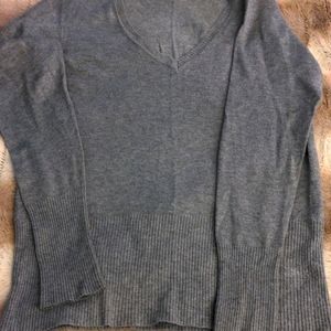 V neck pullover sweater